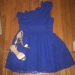 Jessica Simpson one shoulder dress
